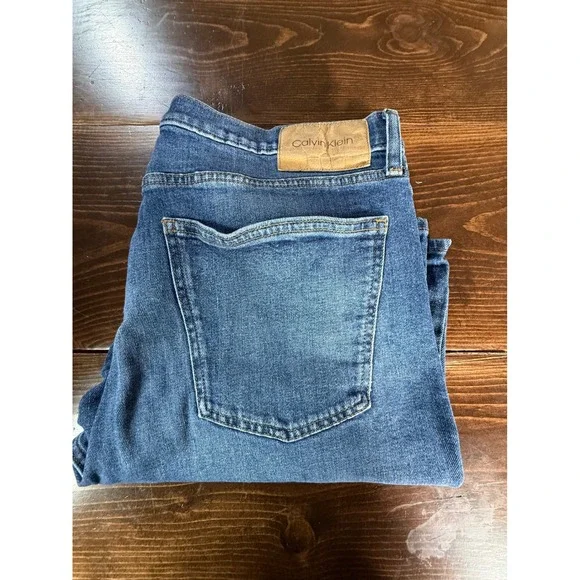 Calvin Klein Mens Straight Denim Shorts Blue Medium Wash W36 40719LU - Picture 12 of 12